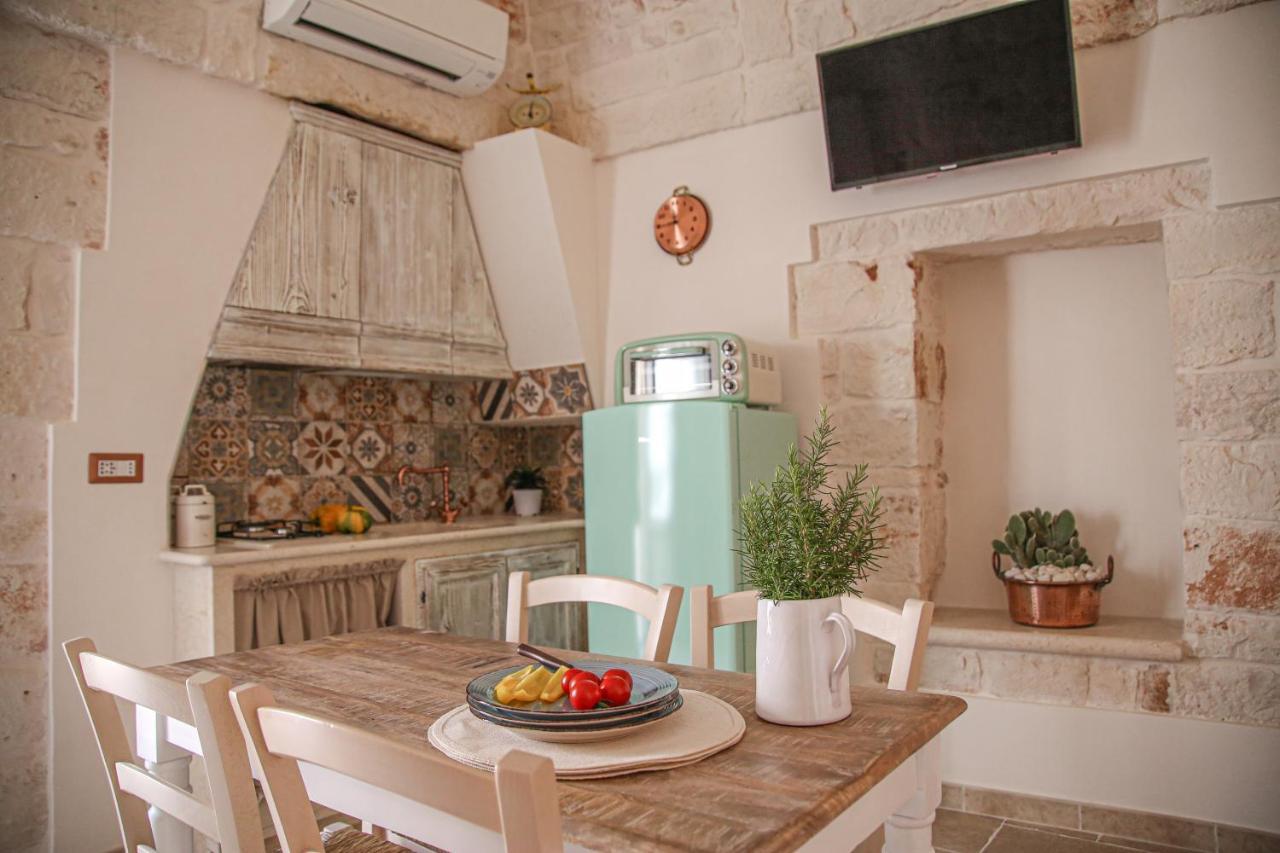 Domus Petra 104 Bed & Breakfast Ceglie Messapica Bagian luar foto