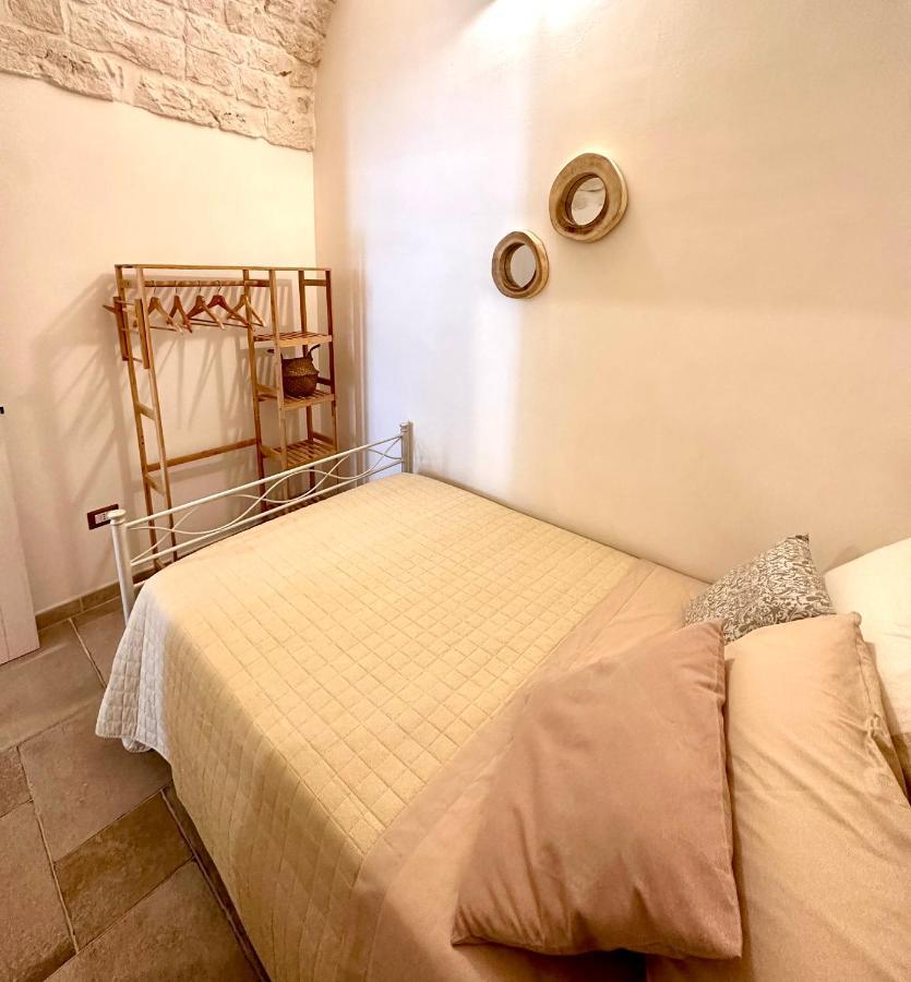 Domus Petra 104 Bed & Breakfast Ceglie Messapica Bagian luar foto